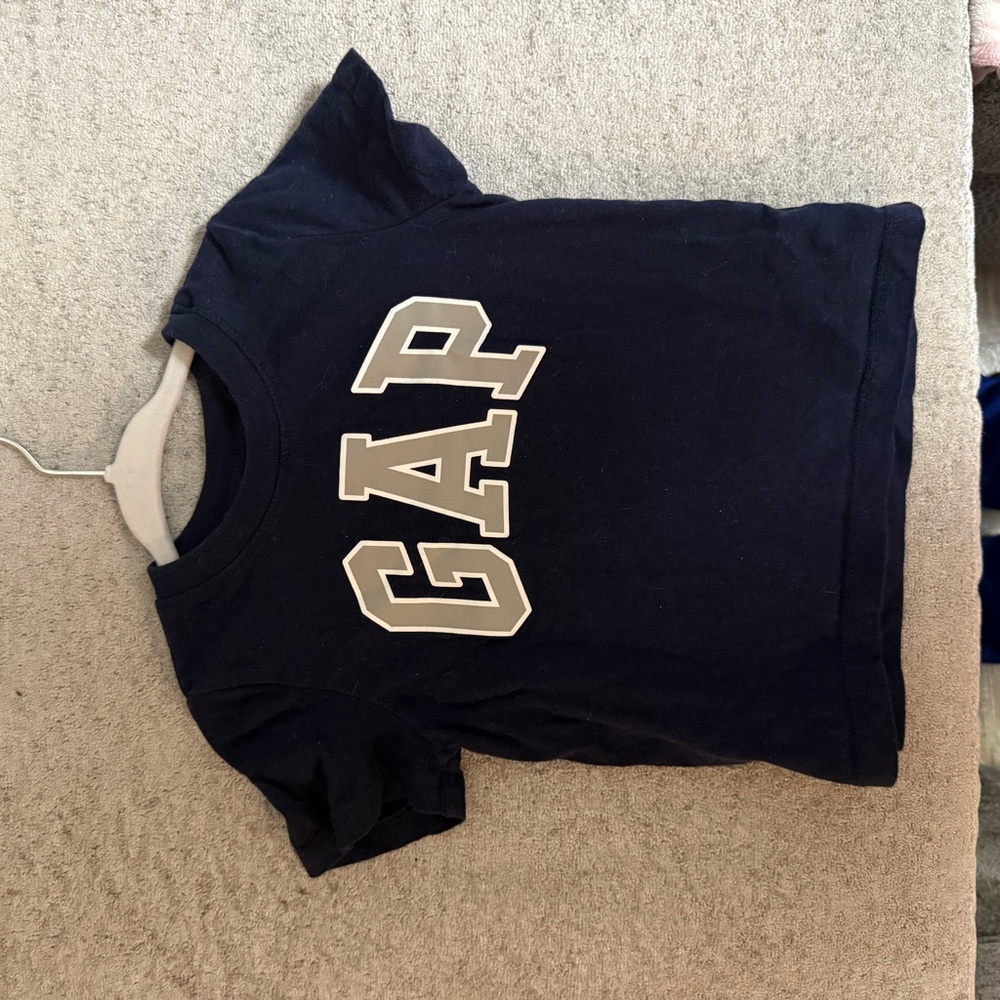 GAP Kids shirt bundle